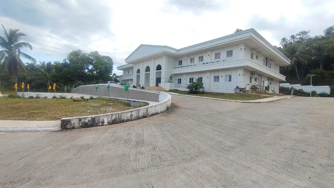 Municipal hall 1